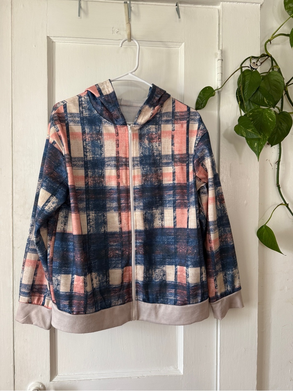 Pink & Navy Plaid Zip-Up Hoodie size M